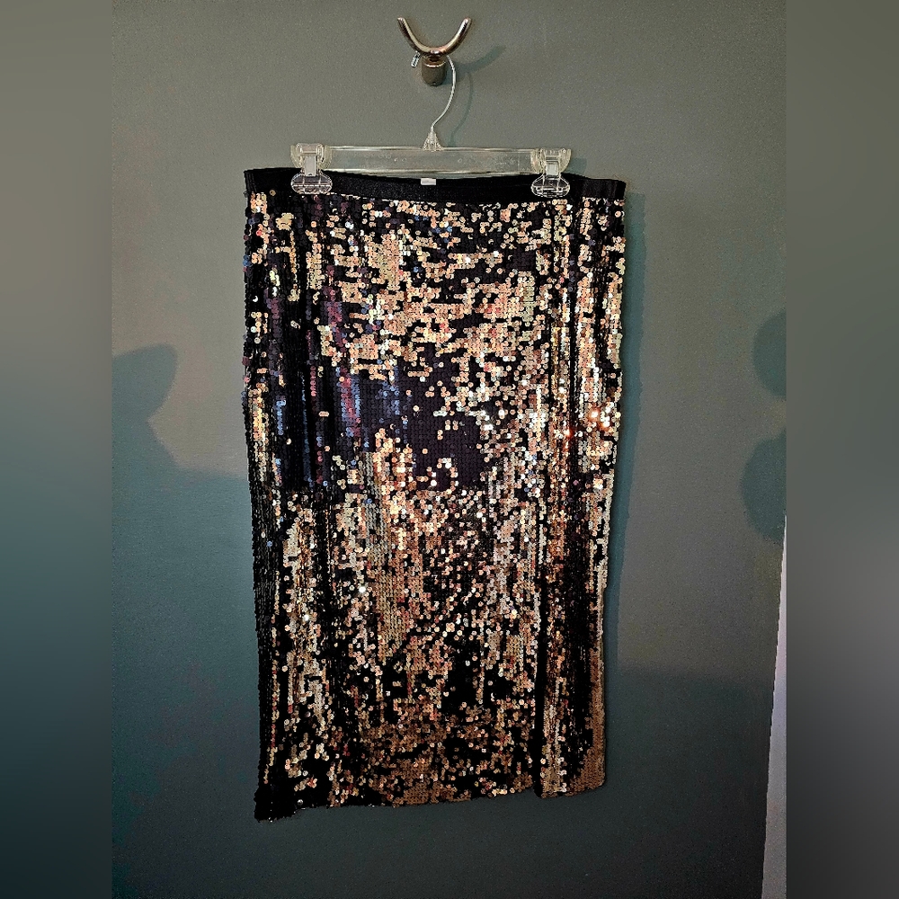 Nine West Black and Gold Sequin Midi Skirt